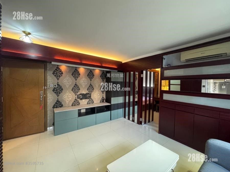 Ming Nga Court Sell 1 Bedroom , 1 Bathroom 363 ft² ( 33.7 m² )