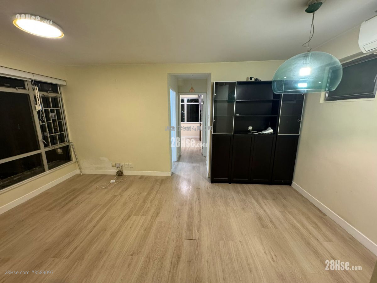 鲤景湾 租盘 2 房 , 1 浴室 536 平方尺 ( 49.8 平方米 )