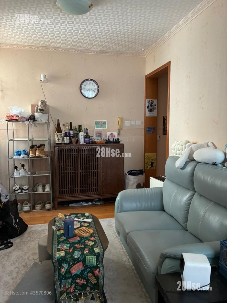 慈爱苑 售盘 3 房 , 2 浴室 650 平方尺 ( 60.4 平方米 ) 慈爱苑 售盘 3 房 , 2 浴室 650 平方尺 ( 60.4 平方米 )