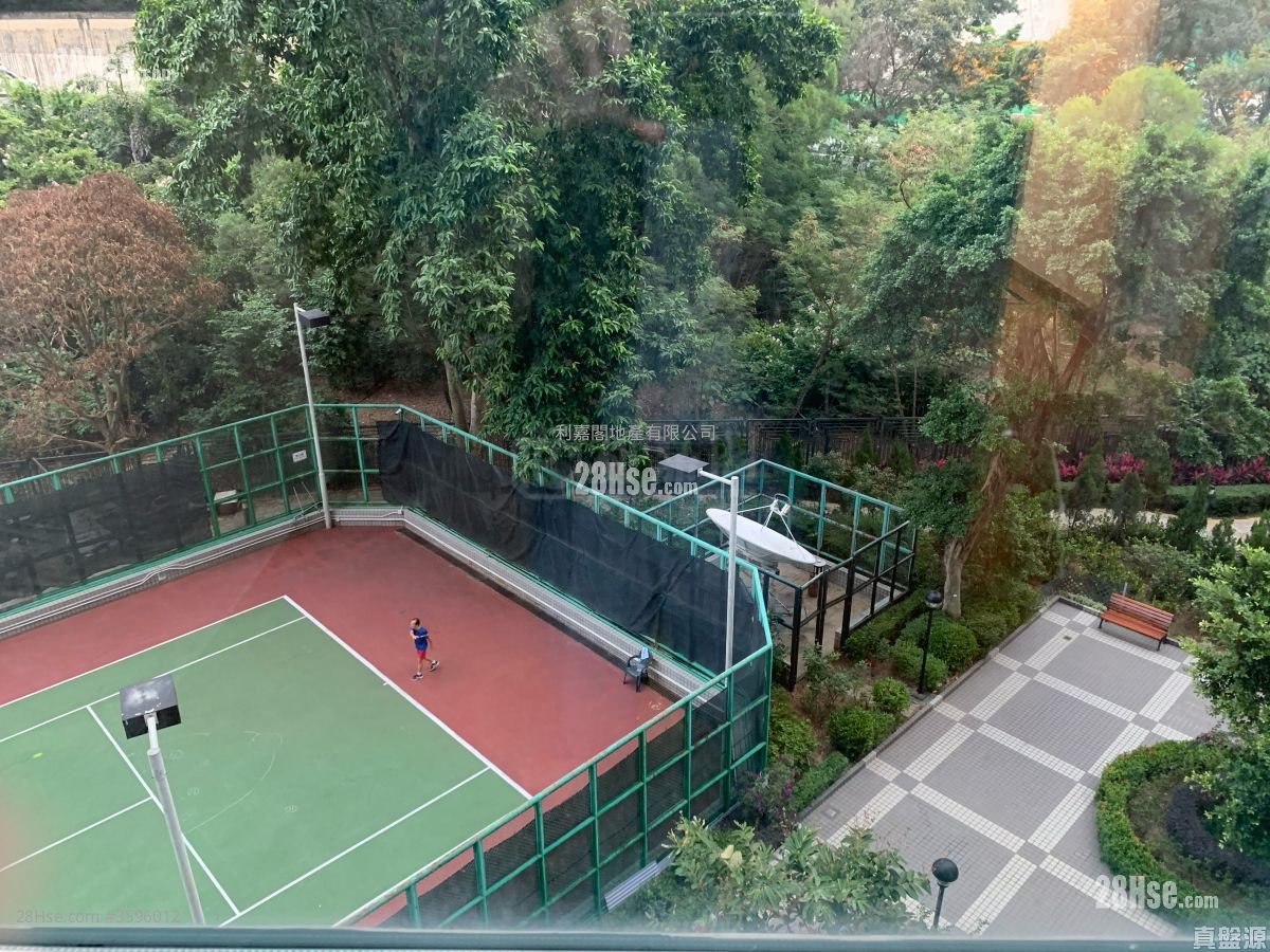 Laguna City Sell 3 Bedrooms 687 ft² ( 63.8 m² )