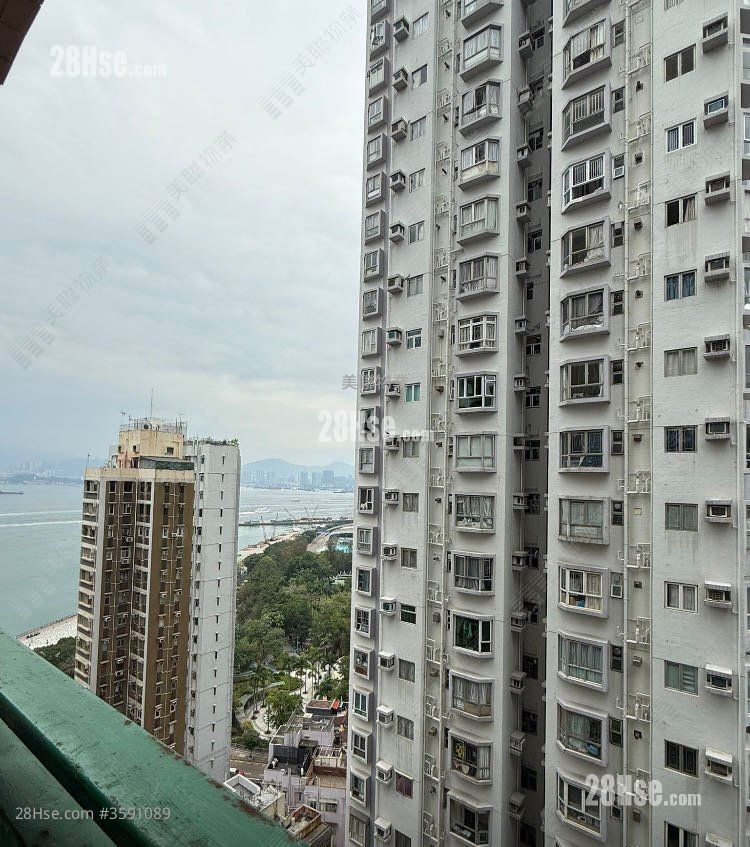 La Maison Du Nord Sell 2 Bedrooms , 1 Bathroom 344 ft² ( 32.0 m² )