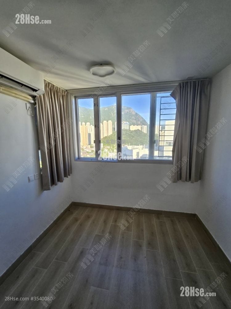Kai Cheung Court Sell 295 ft² ( 27.4 m² )
