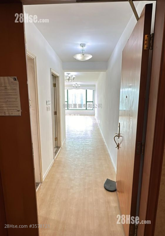 Nob Hill Sell 2 Bedrooms , 2 Bathrooms 762 ft² ( 70.8 m² )