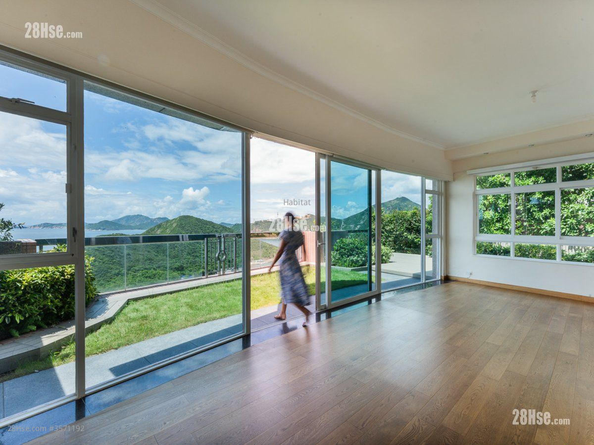 Circle Lodge Rental 4 Bedrooms , 3 Bathrooms 2,818 ft² ( 261.8 m² )