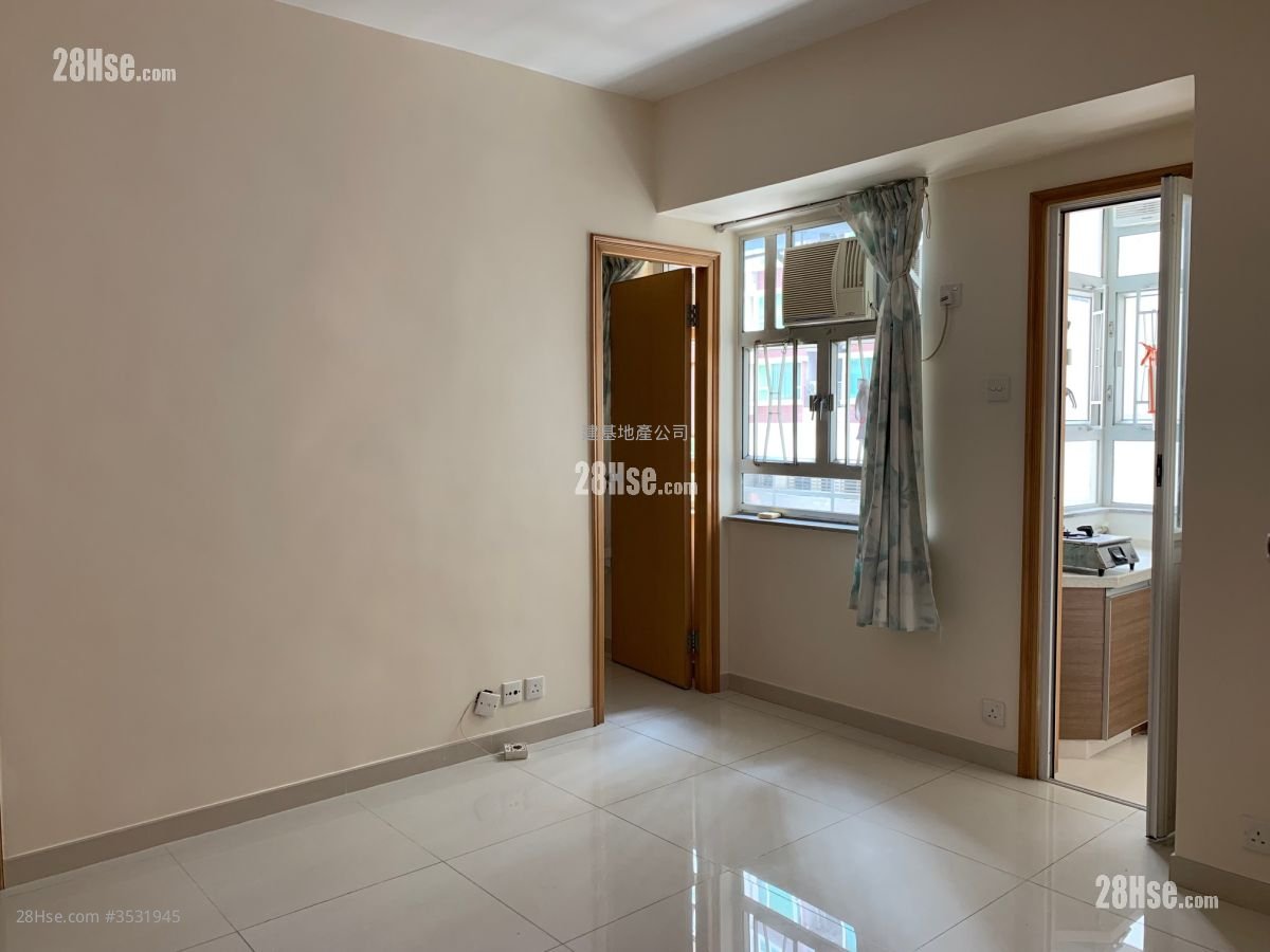 Sea View Mansion Rental 2 Bedrooms , 1 Bathroom 340 ft² ( 31.6 m² )