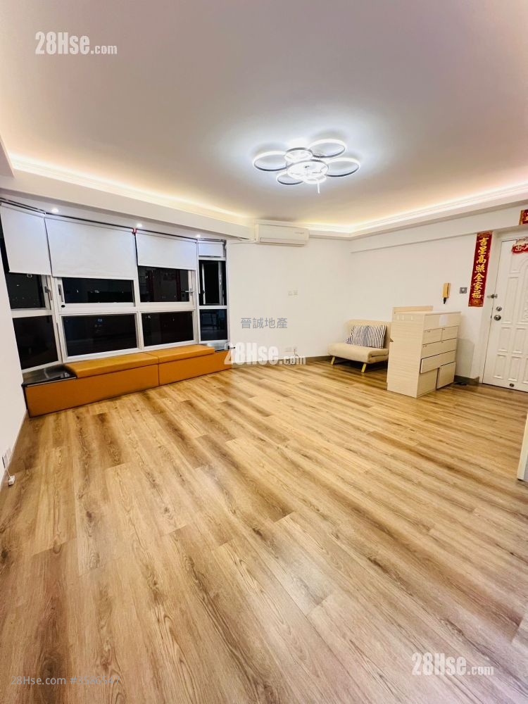 Hong Kong Garden Rental 3 Bedrooms , 2 Bathrooms 947 ft² ( 88.0 m² )