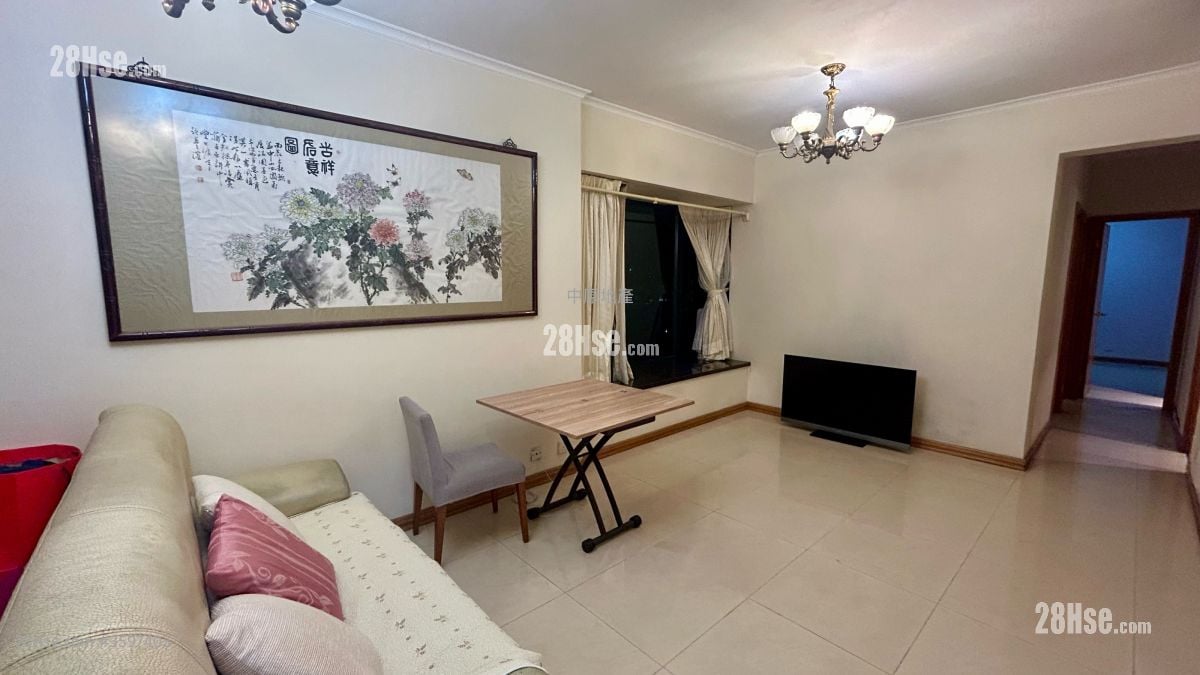 Villa Esplanada Sell 3 Bedrooms , 2 Bathrooms 703 ft² ( 65.3 m² )