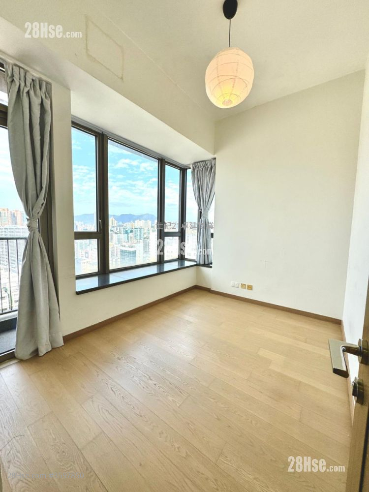 The Austin Rental 2 Bedrooms , 1 Bathroom 529 ft² ( 49.1 m² )