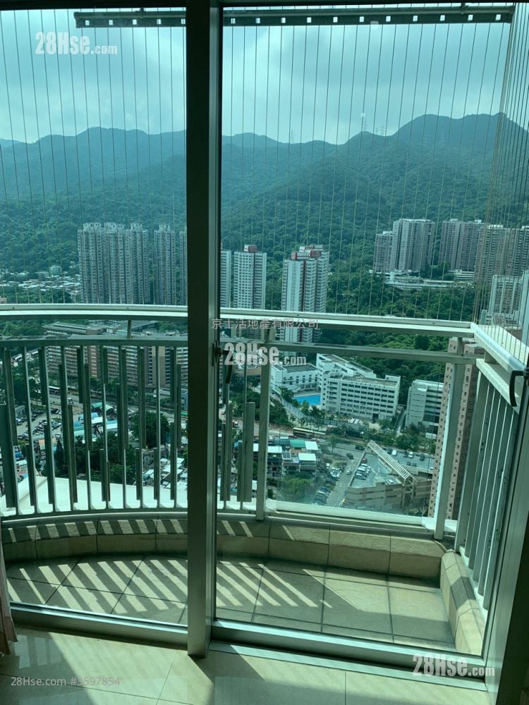 Festival City Sell 3 Bedrooms , 2 Bathrooms 739 ft² ( 68.7 m² )