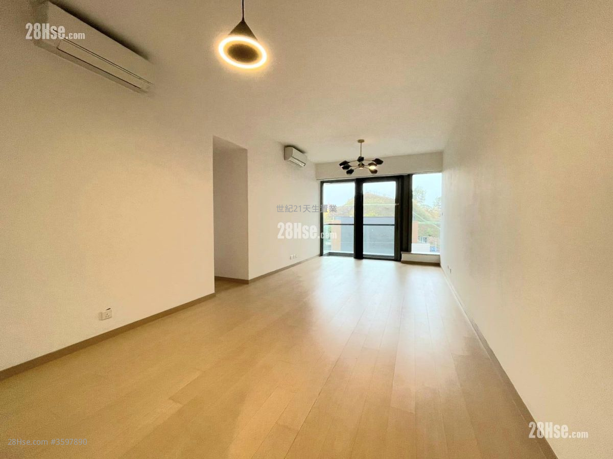 The Bloomsway Sell 3 Bedrooms , 2 Bathrooms 1,006 ft² ( 93.5 m² )