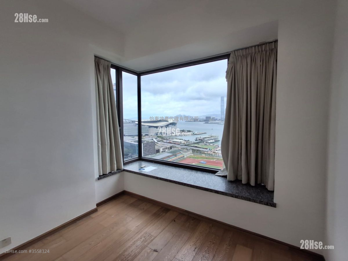 The Gloucester Rental 2 Bedrooms , 1 Bathroom 663 ft² ( 61.6 m² )