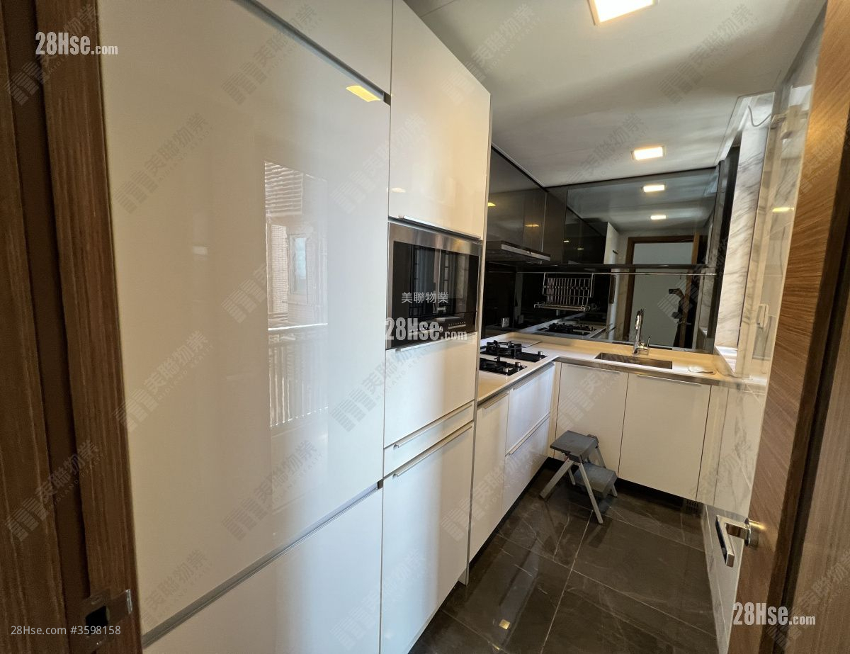 Grand Yoho Sell 2 Bedrooms , 1 Bathroom 511 ft² ( 47.5 m² )