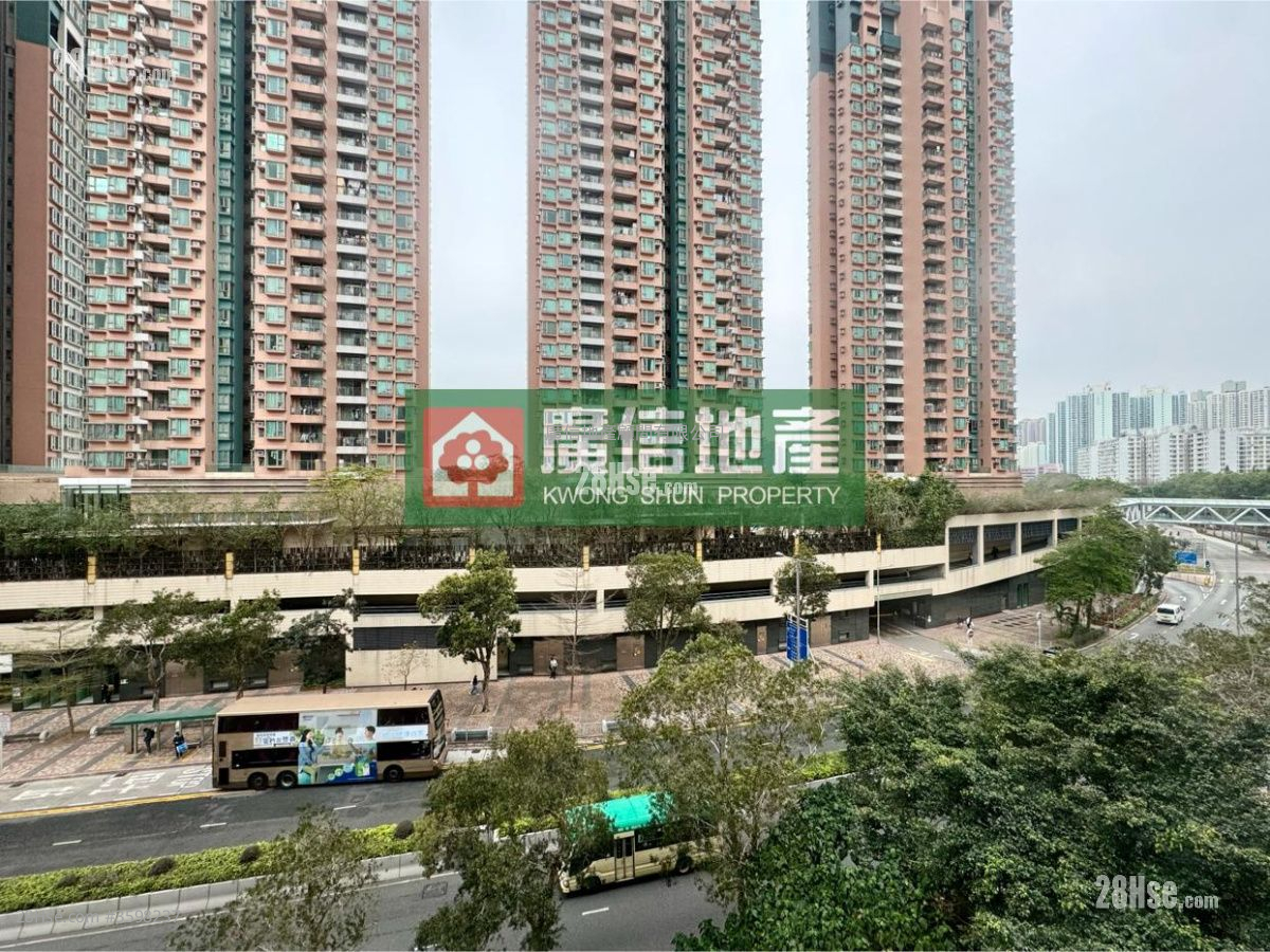 Cosmopolitan Estate Sell 2 Bedrooms , 1 Bathroom 265 ft² ( 24.6 m² )