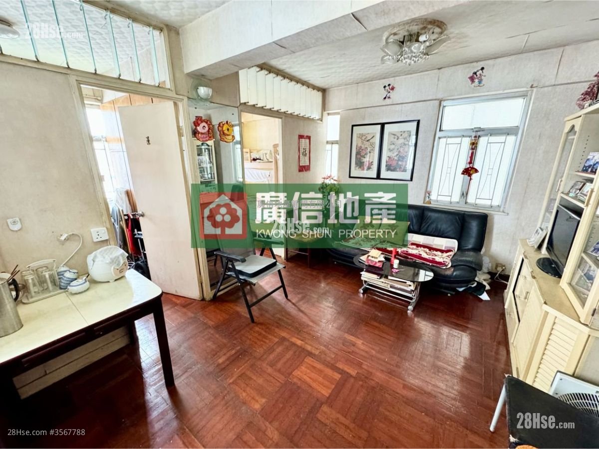 顺利大厦 售盘 2 房 , 1 浴室 382 平方尺 ( 35.5 平方米 )
