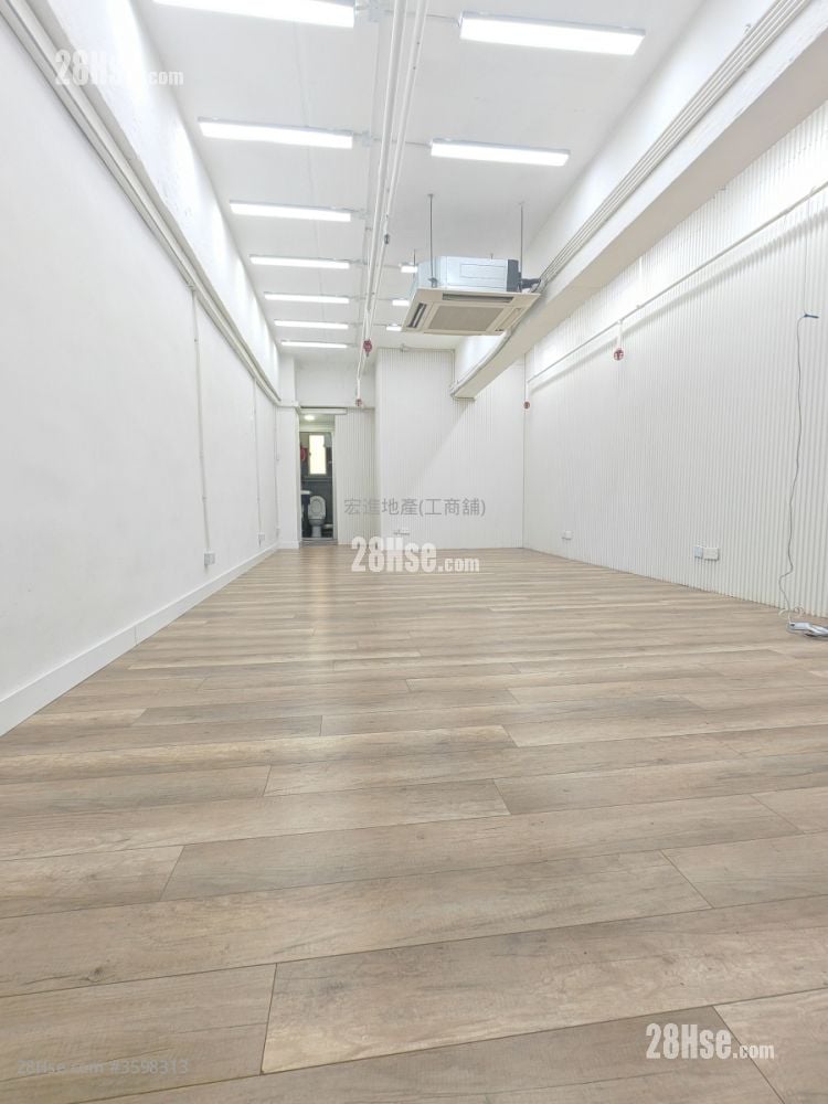 Mai Hing Industrial Building Rental 370 ft² ( 34.4 m² )