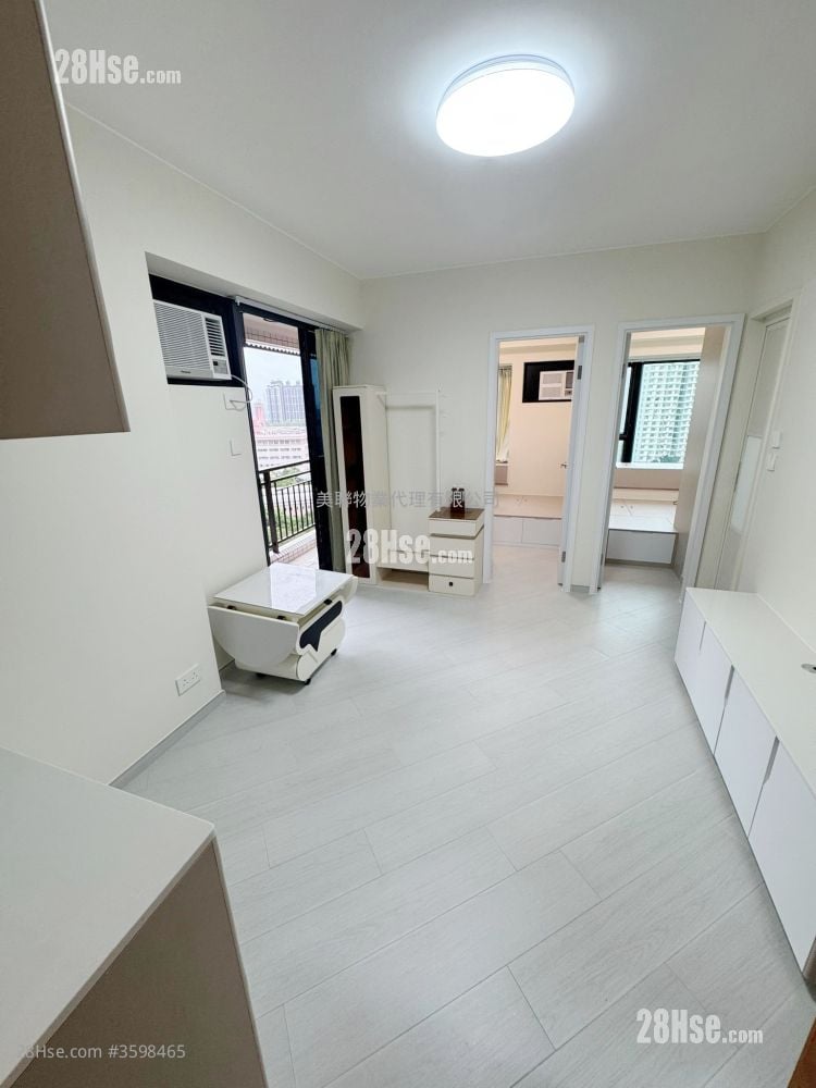 Royal Green Sell 2 Bedrooms , 1 Bathroom 372 ft² ( 34.6 m² )