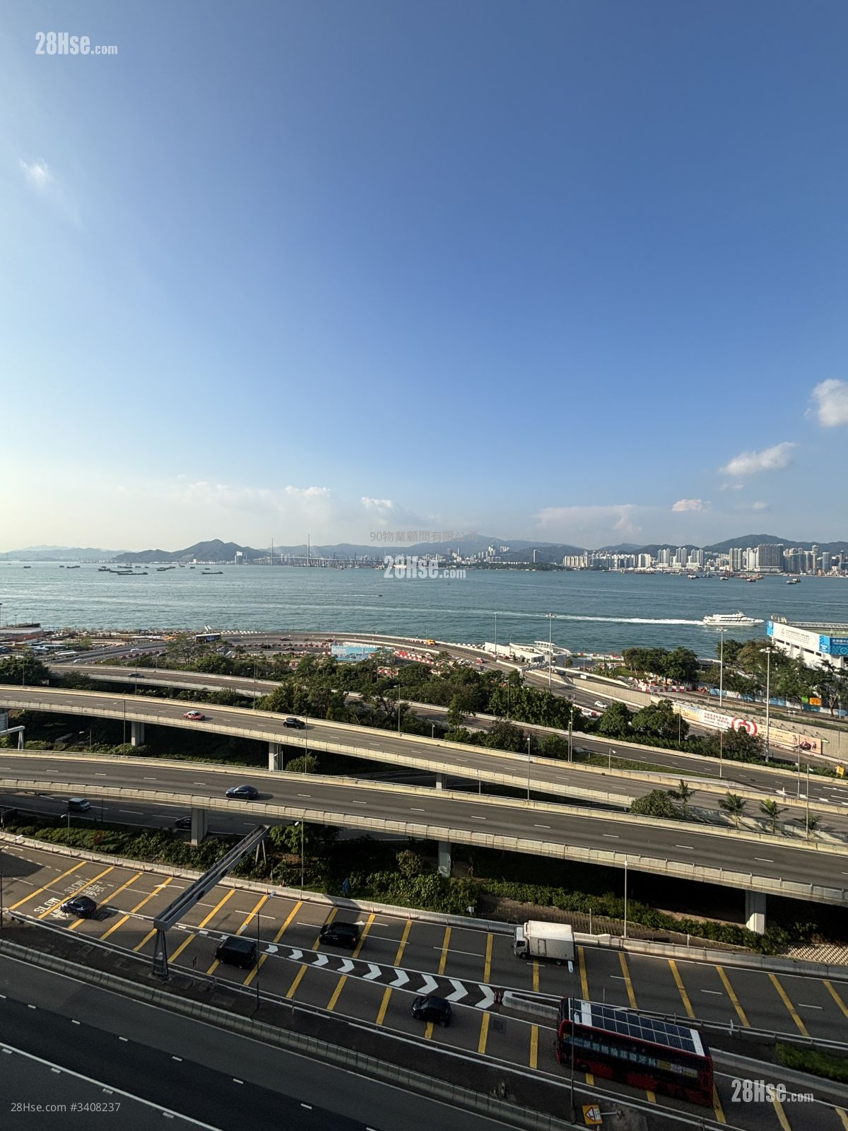 General Building Sell 553 ft² ( 51.4 m² )