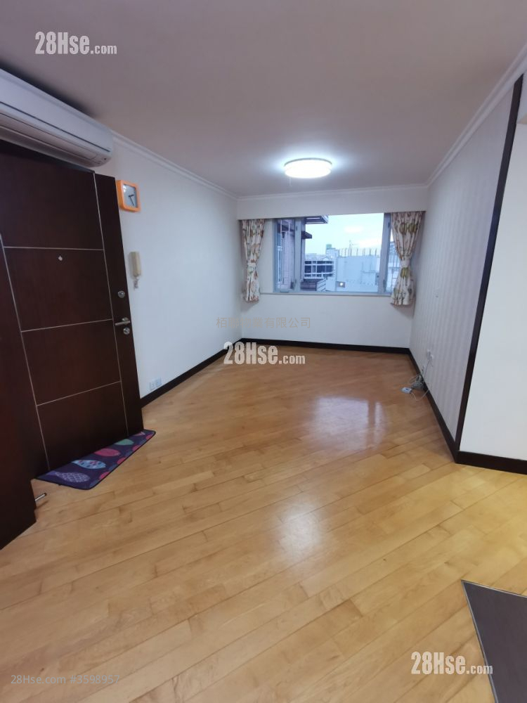 Greenfield Terrace Rental 2 Bedrooms , 2 Bathrooms 634 ft² ( 58.9 m² )