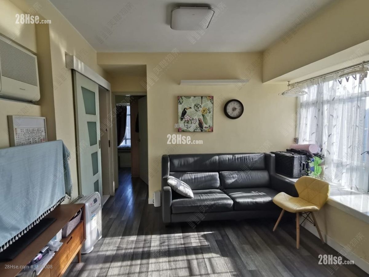 Flora Plaza Sell 2 Bedrooms 370 ft² ( 34.4 m² )