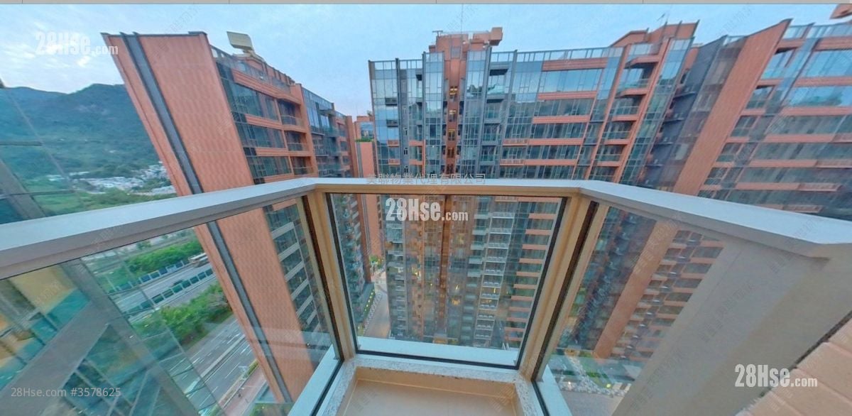 Mayfair By The Sea 8 Rental 2 Bedrooms , 1 Bathroom 498 ft² ( 46.3 m² )