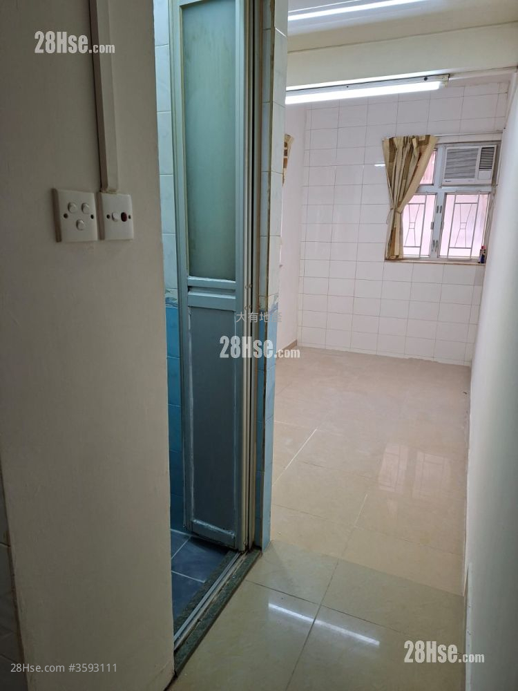 千岁大厦 租盘 开放式间隔 , 1 浴室 130 平方尺 ( 12.1 平方米 )