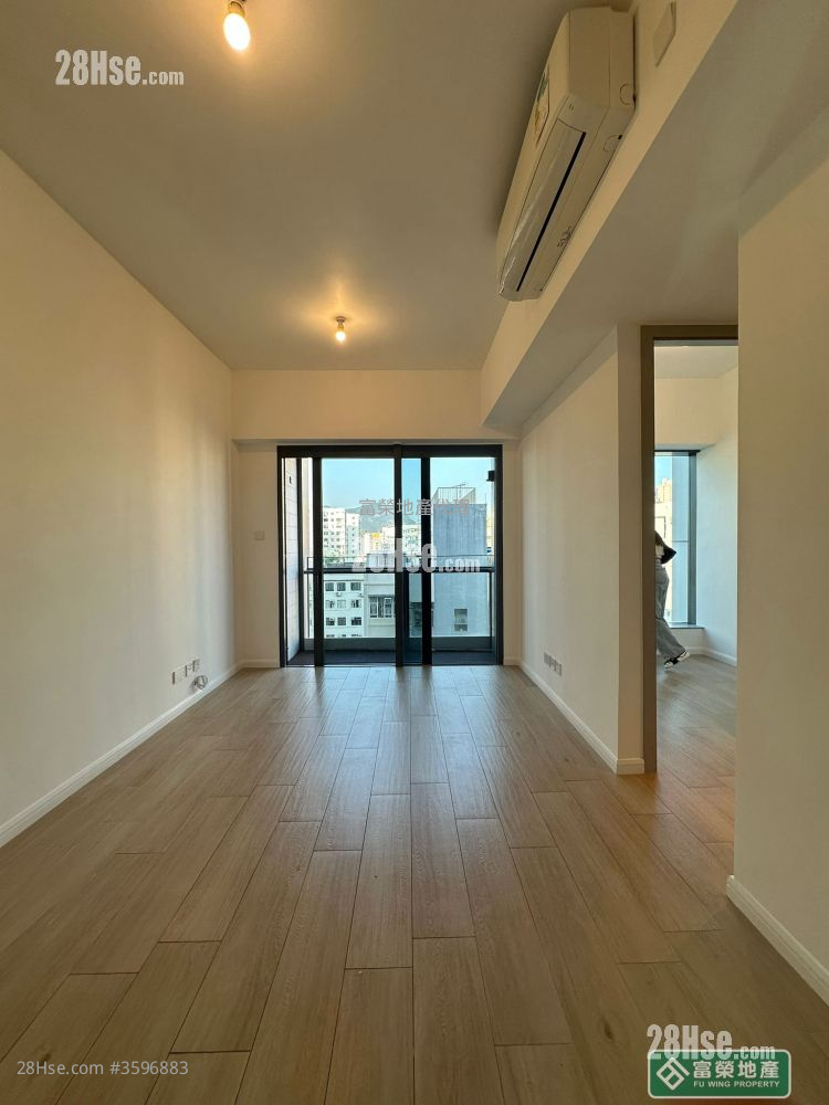 芳菲 租盘 2 房 , 1 浴室 465 平方尺 ( 43.2 平方米 )