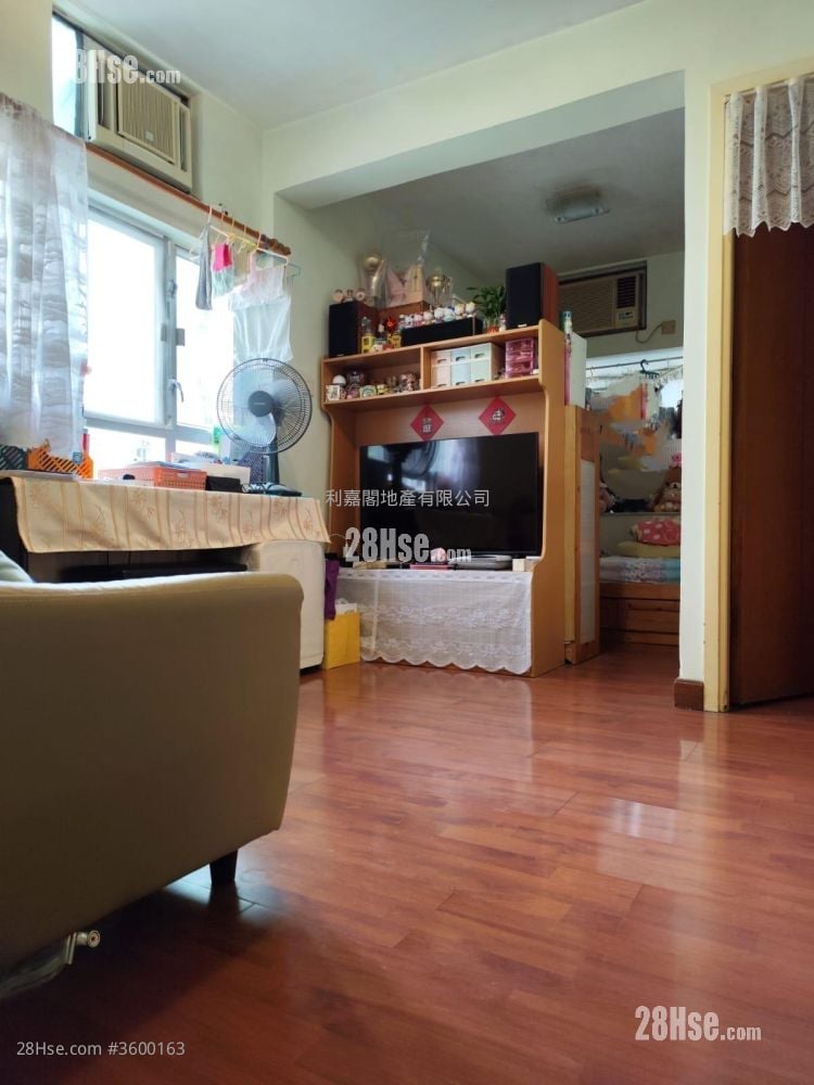 City One Shatin Sell 1 Bedroom , 1 Bathroom 303 ft² ( 28.1 m² )