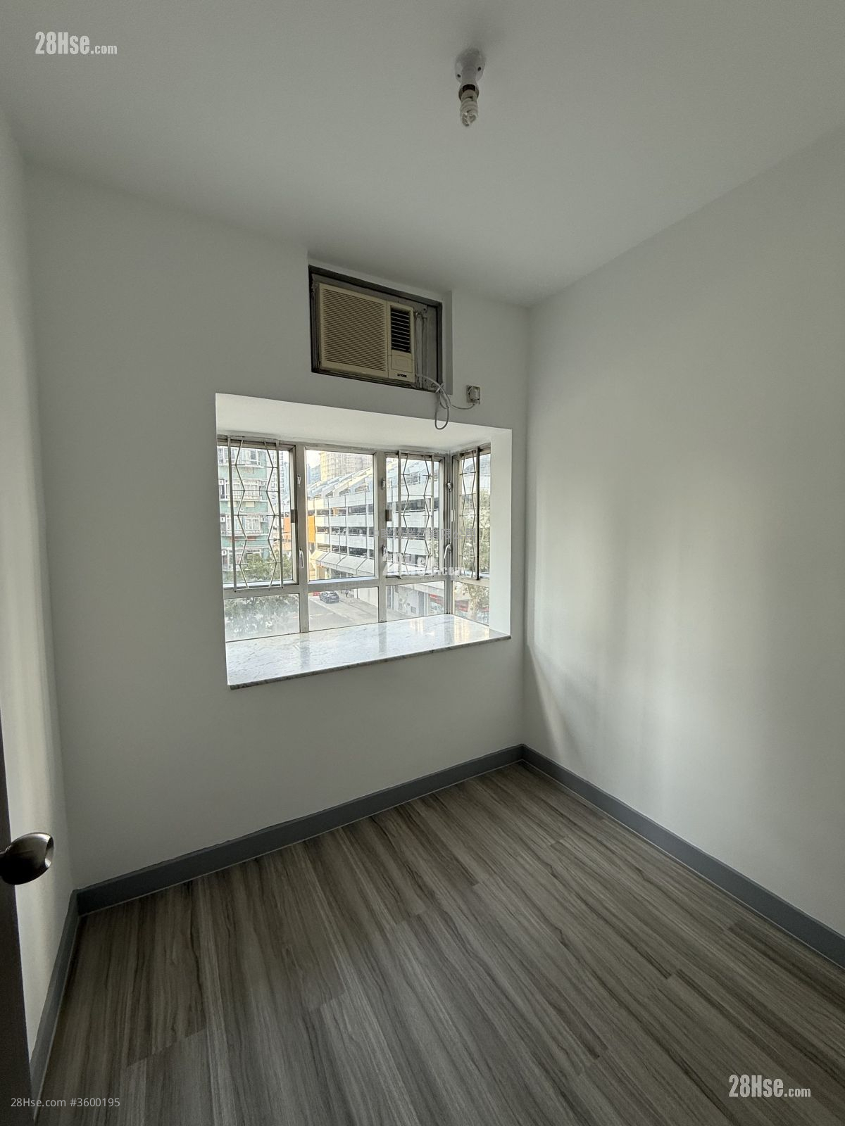 沙田第一城 售盘 284 平方尺 ( 26.4 平方米 ) 沙田第一城 售盘 284 平方尺 ( 26.4 平方米 )