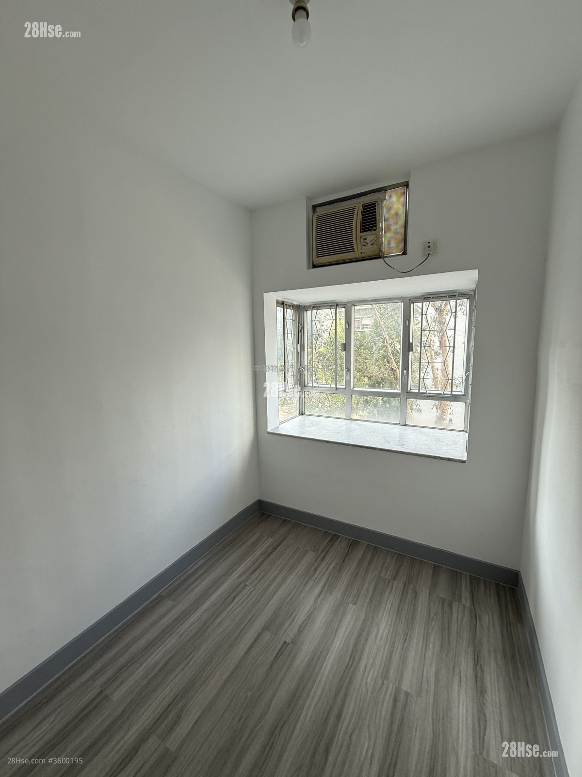 沙田第一城 售盘 284 平方尺 ( 26.4 平方米 ) 沙田第一城 售盘 284 平方尺 ( 26.4 平方米 )