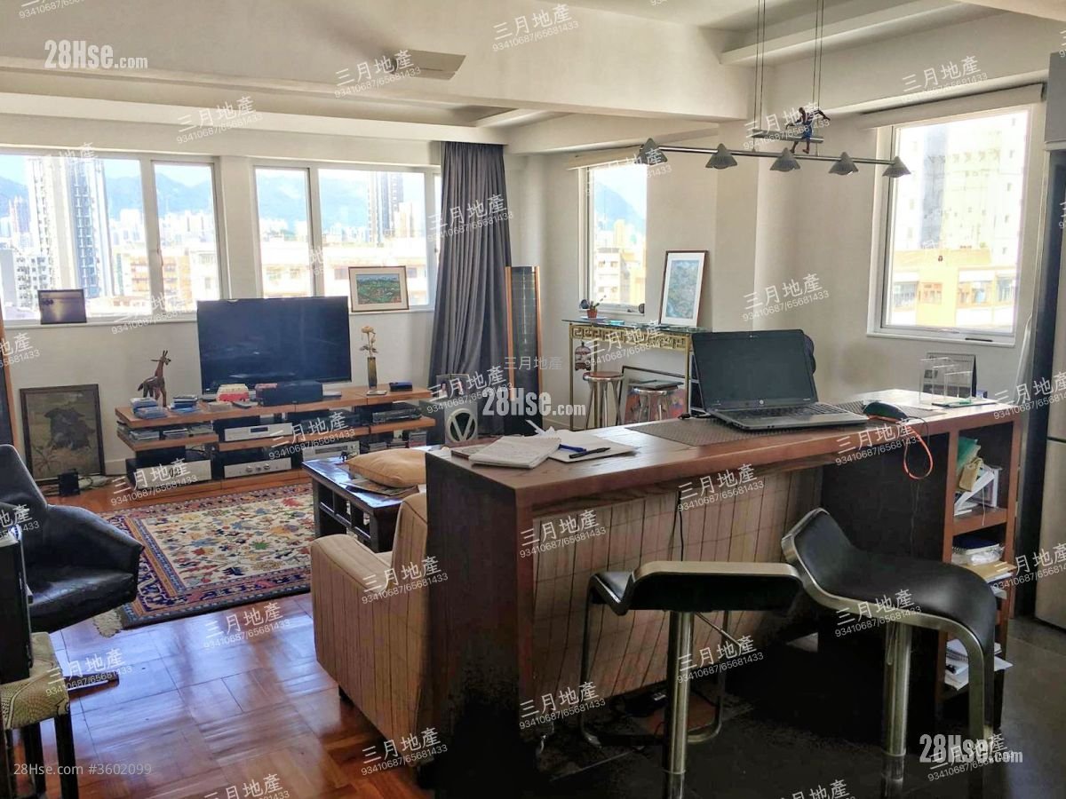 Tak Fung Building Sell 1 Bedroom , 1 Bathroom 593 ft² ( 55.1 m² )