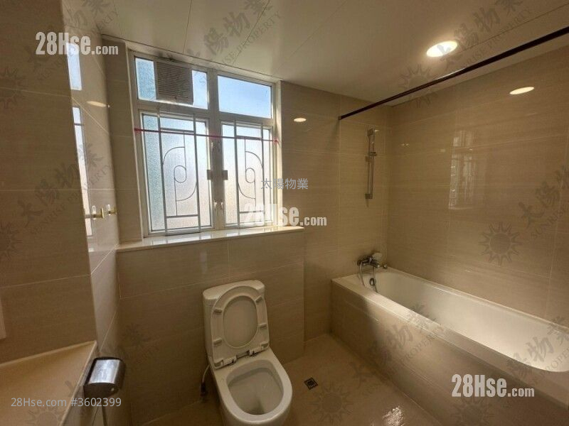 Laguna Verde Rental 4 Bedrooms 781 ft² ( 72.6 m² ) Laguna Verde Rental 4 Bedrooms 781 ft² ( 72.6 m² )