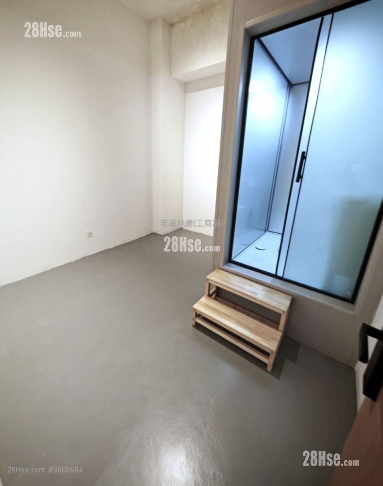 Mai Tak Industrial Building Rental