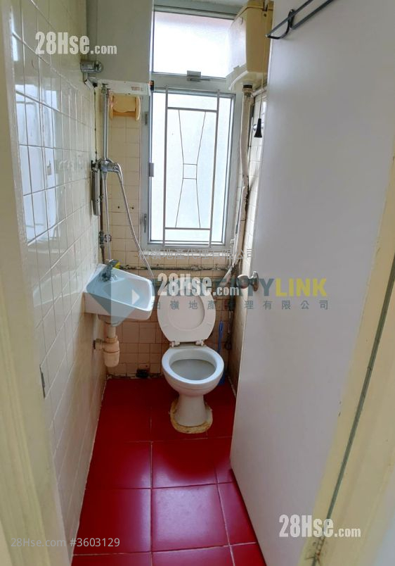 Wah Koon Building Sell 1 Bedroom , 1 Bathroom 264 ft² ( 24.5 m² ) Wah Koon Building Sell 1 Bedroom , 1 Bathroom 264 ft² ( 24.5 m² )