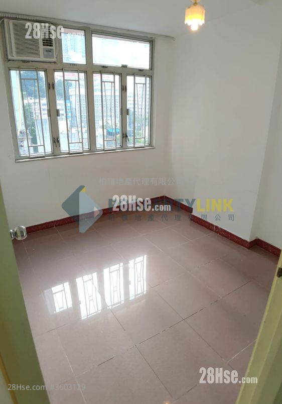 Wah Koon Building Sell 1 Bedroom , 1 Bathroom 264 ft² ( 24.5 m² ) Wah Koon Building Sell 1 Bedroom , 1 Bathroom 264 ft² ( 24.5 m² )