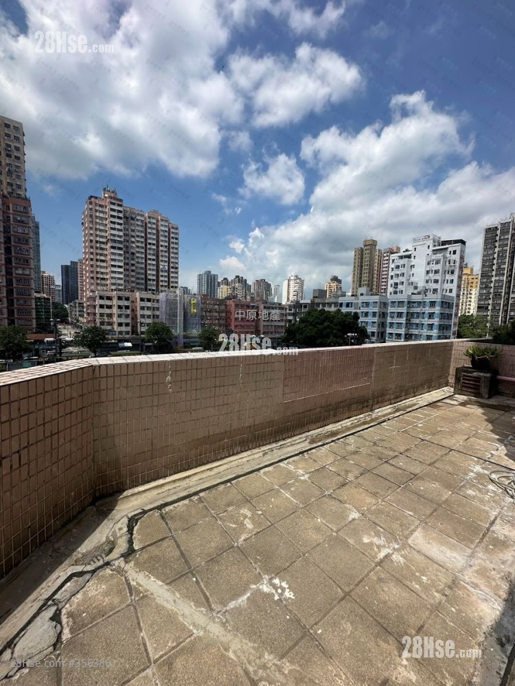 Crystal Park Sell 2 Bedrooms 479 ft² ( 44.5 m² )