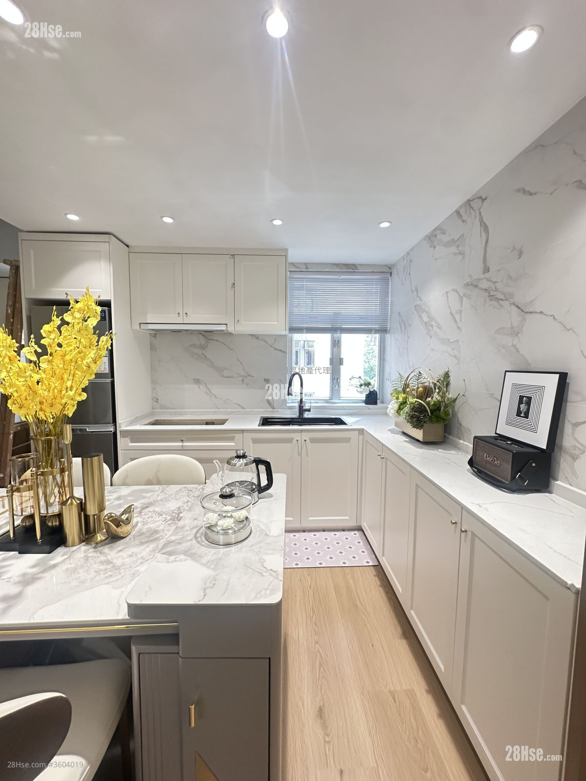 Tanner Court Sell 594 ft² ( 55.2 m² )