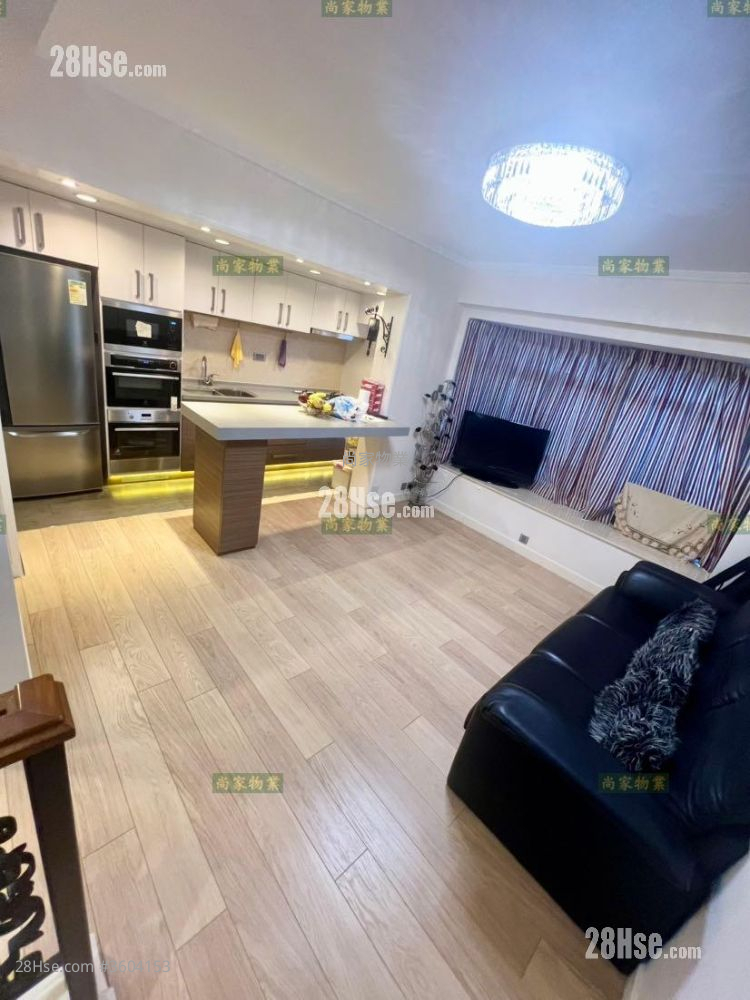 Bauhinia Garden Sell 3 Bedrooms , 3 Bathrooms 1,246 ft² ( 115.8 m² )