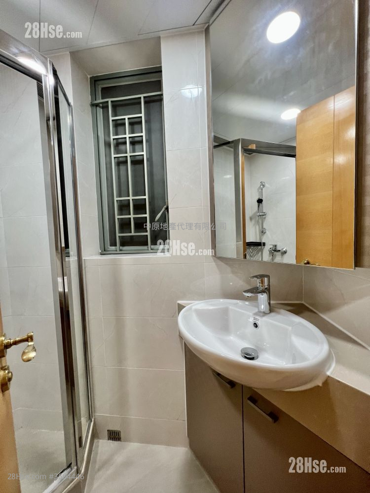 盈翠半岛 租盘 3 房 , 2 浴室 670 平方尺 ( 62.2 平方米 ) 盈翠半岛 租盘 3 房 , 2 浴室 670 平方尺 ( 62.2 平方米 )