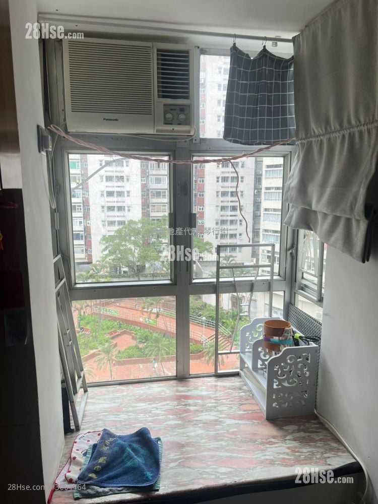 New Wealth Mansion Sell 2 Bedrooms , 1 Bathroom 351 ft² ( 32.6 m² )