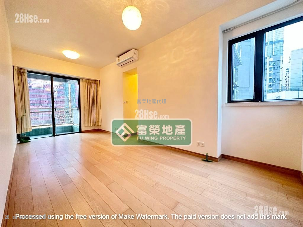 Cite 33 Sell 3 Bedrooms , 2 Bathrooms 677 ft² ( 62.9 m² )