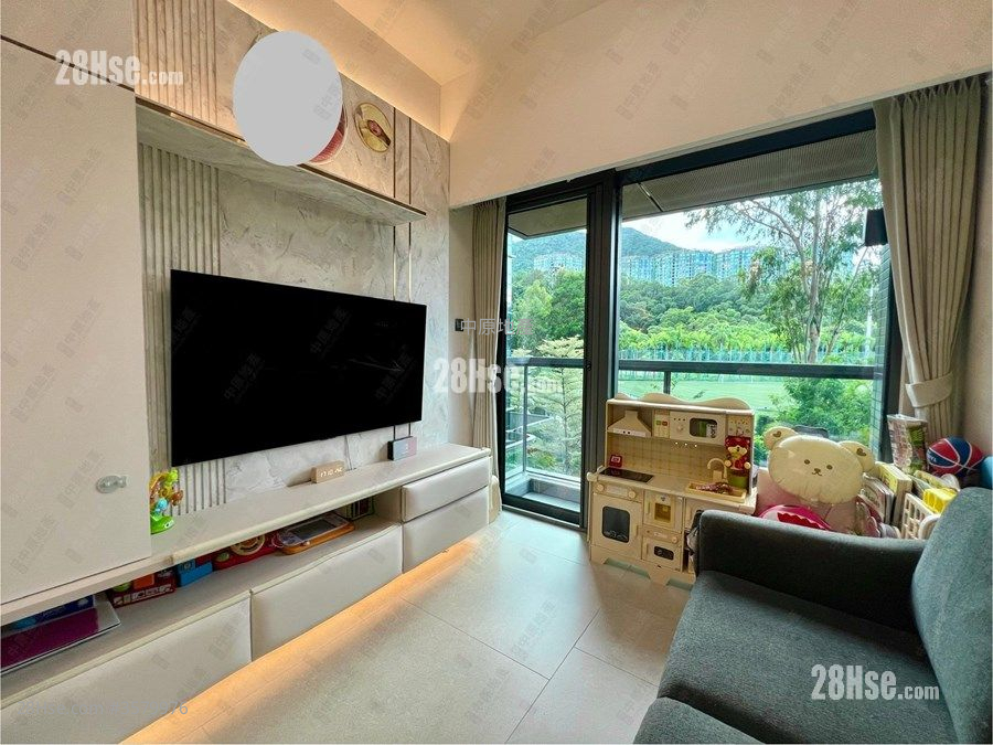 Silicon Hill Sell 2 Bedrooms , 1 Bathroom 418 ft² ( 38.8 m² )