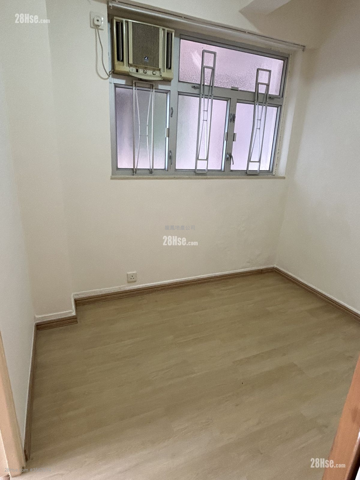 长丰大厦 售盘 3 房 , 1 浴室 430 平方尺 ( 39.9 平方米 ) 长丰大厦 售盘 3 房 , 1 浴室 430 平方尺 ( 39.9 平方米 )