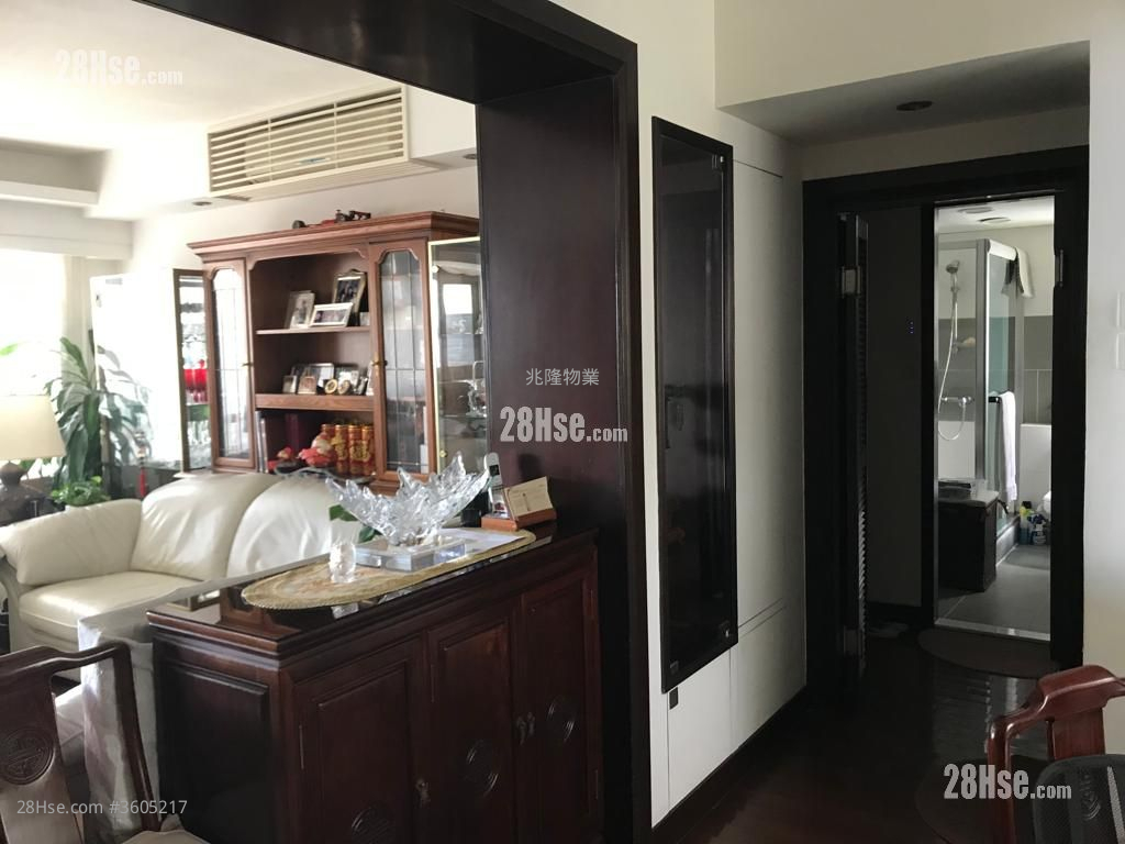 Park Garden Sell 2 Bedrooms , 2 Bathrooms 1,130 ft² ( 105.0 m² ) Park Garden Sell 2 Bedrooms , 2 Bathrooms 1,130 ft² ( 105.0 m² )