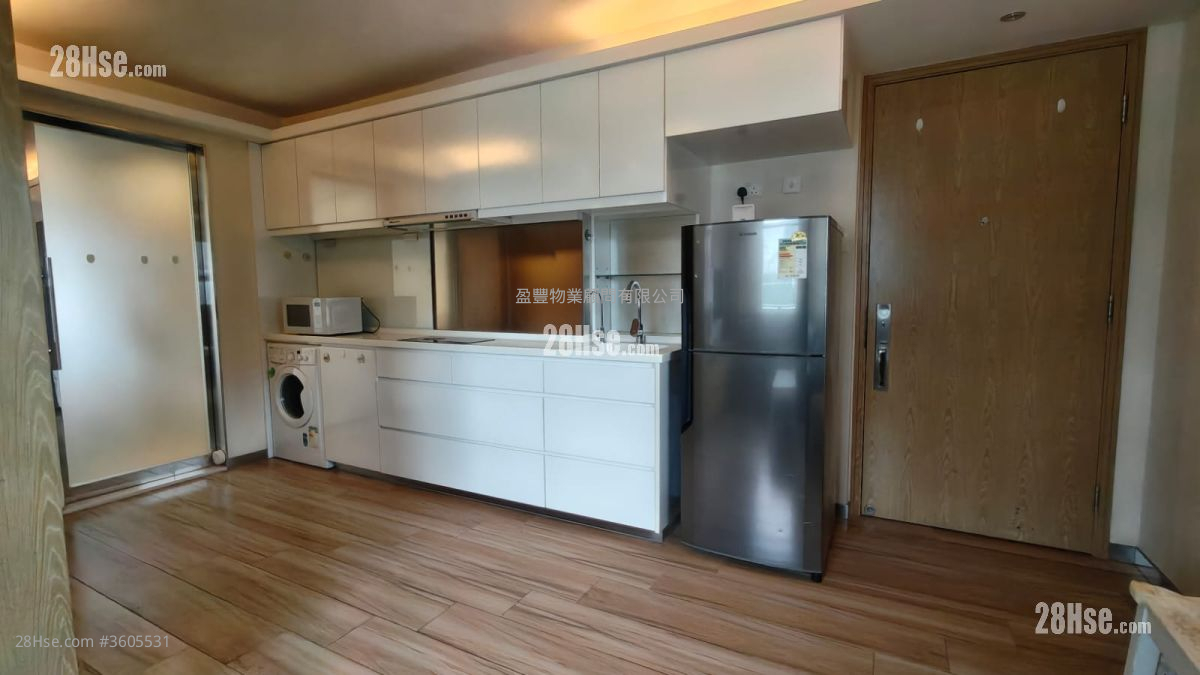 Oi Kwan Court Sell 1 Bedroom , 1 Bathroom 384 ft² ( 35.7 m² ) Oi Kwan Court Sell 1 Bedroom , 1 Bathroom 384 ft² ( 35.7 m² )
