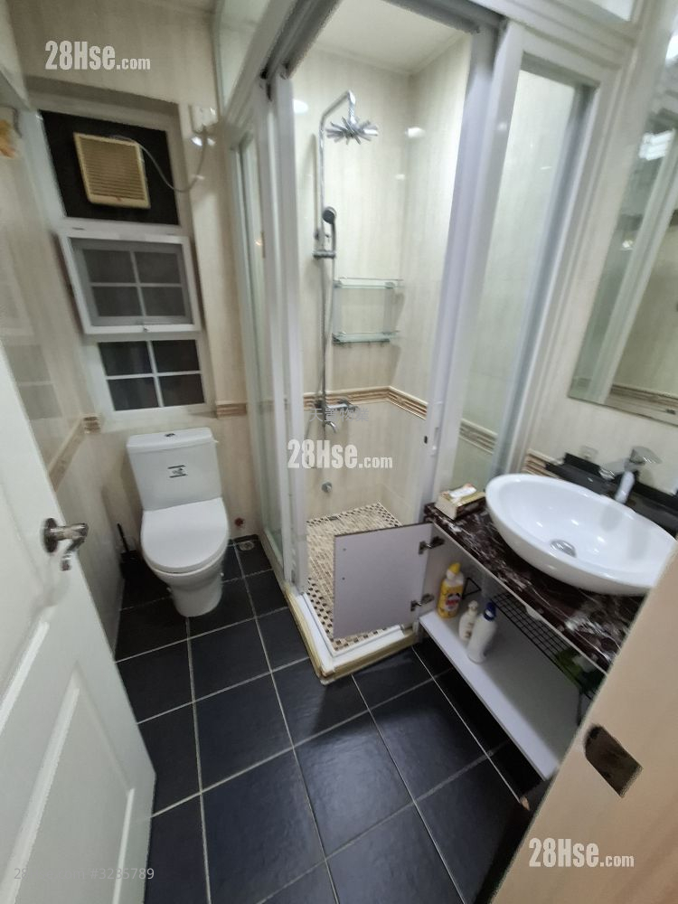 桃园围 租盘 3 房 , 1 浴室 700 平方尺 ( 65.0 平方米 ) 桃园围 租盘 3 房 , 1 浴室 700 平方尺 ( 65.0 平方米 )