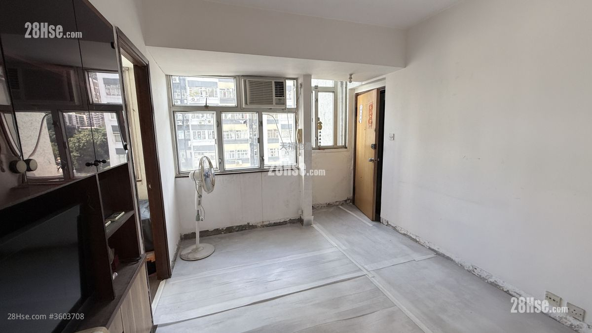 Wing Shing Building (Mansion) Sell 2 Bedrooms , 1 Bathroom 321 ft² ( 29.8 m² )