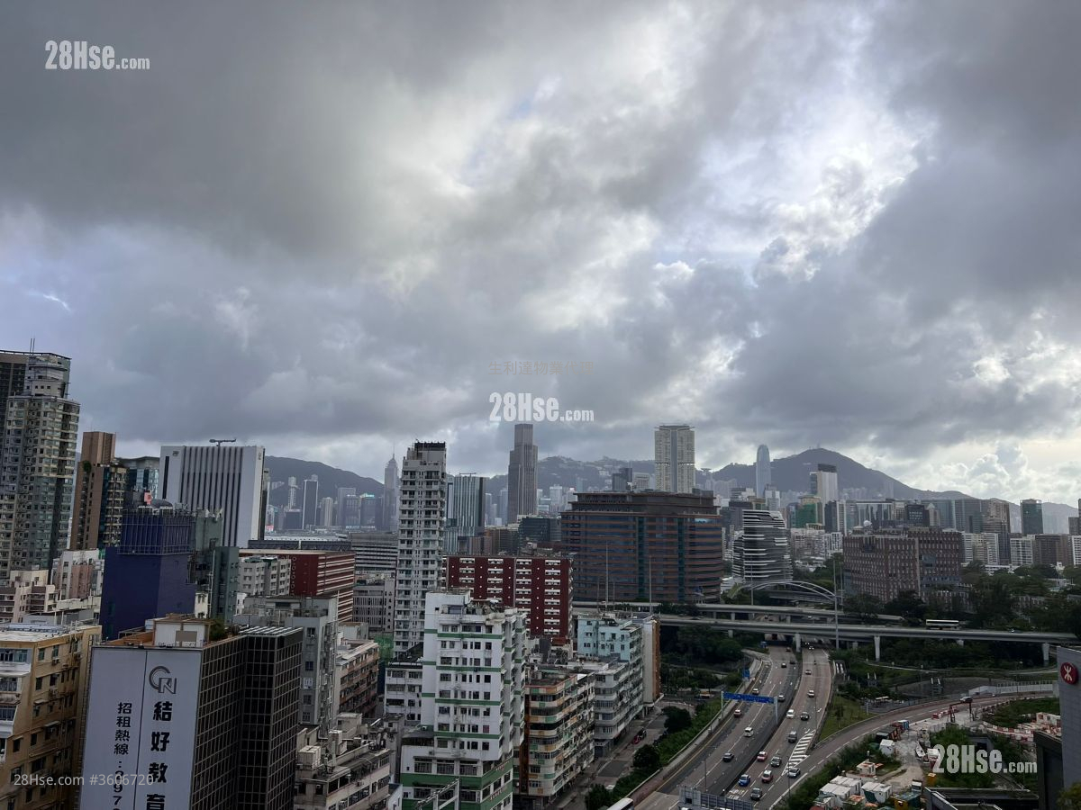 单幢楼房 租盘 2 房 , 1 浴室 420 平方尺 ( 39.0 平方米 ) 单幢楼房 租盘 2 房 , 1 浴室 420 平方尺 ( 39.0 平方米 )