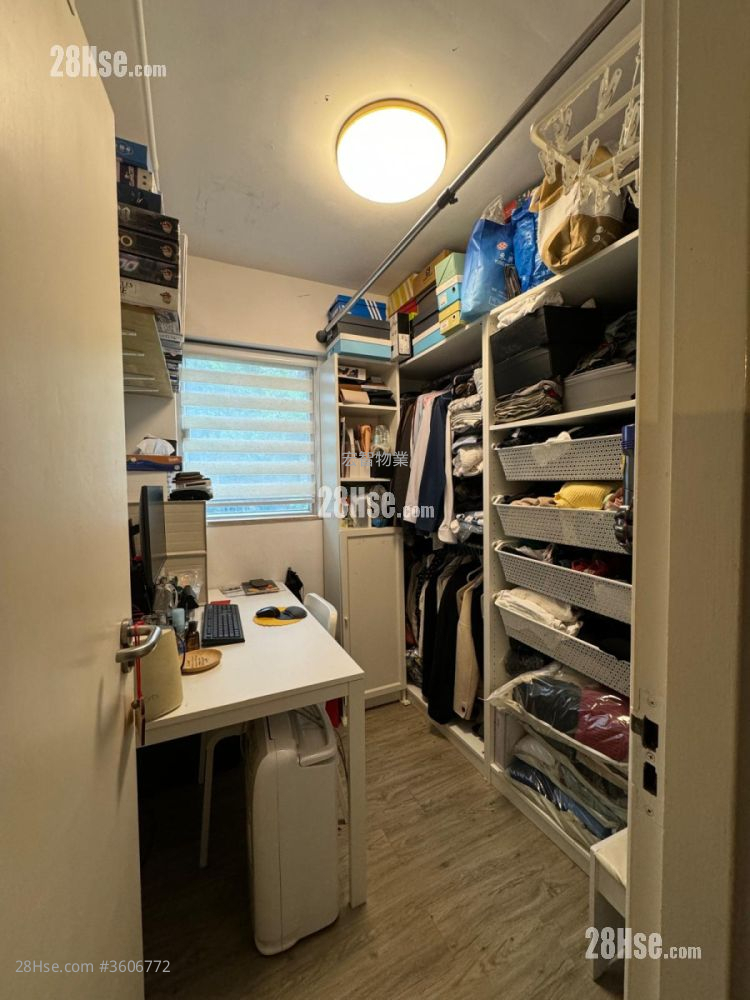 爱蝶湾 售盘 2 房 431 平方尺 ( 40.0 平方米 ) 爱蝶湾 售盘 2 房 431 平方尺 ( 40.0 平方米 )