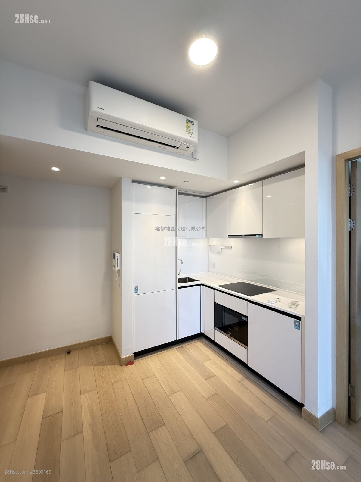 Marini Rental 1 Bedroom , 1 Bathroom 380 ft² ( 35.3 m² )