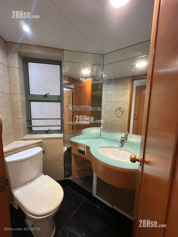 蓝湾半岛 售盘 3 房 , 3 浴室 811 平方尺 ( 75.3 平方米 ) 蓝湾半岛 售盘 3 房 , 3 浴室 811 平方尺 ( 75.3 平方米 )